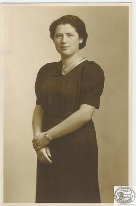 Retrato de Edith Frank a los 20 años